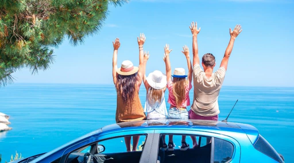 Como economizar em viagens, mesmo com a diferença entre dólar e real